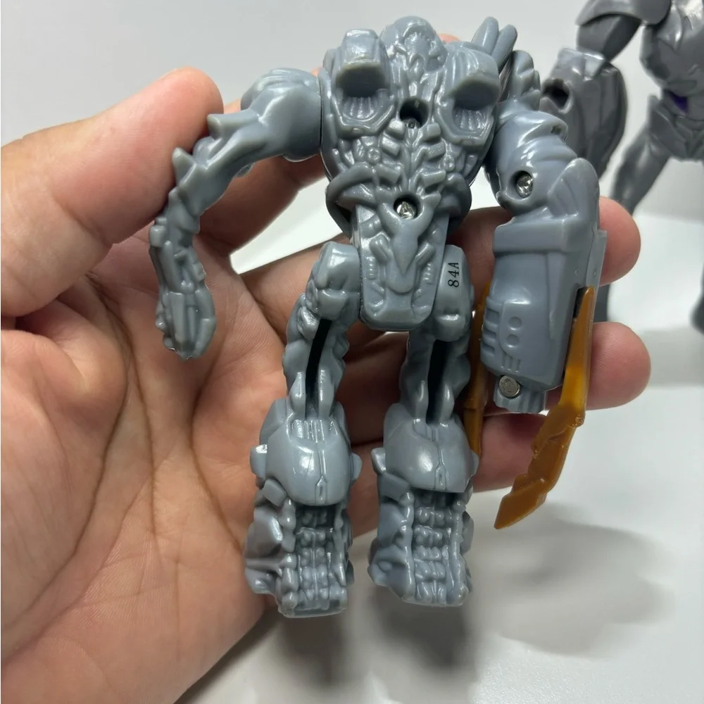 Transformers figurines lot of‎ 2